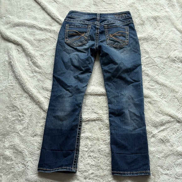 Silver Jeans Suki Capris Size 28 | Mid Rise Bootcut Crop Denim Blue Casual - Picture 7 of 10